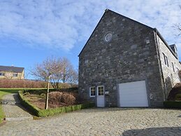 Luxurious Villa in Stavelot With Sauna and Pool