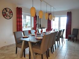 Luxurious Villa in Stavelot With Sauna and Pool