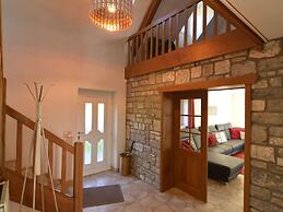 Luxurious Villa in Stavelot With Sauna and Pool