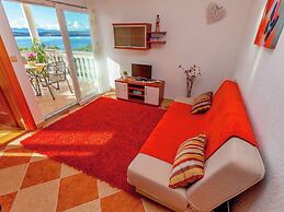 Tranquil Apartment in Dramalj with Hot Tub