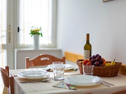 Cosy Apartment in Malinska With Barbecue