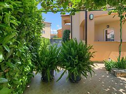 Grand Getaway for Family & Friends