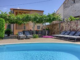Spacious Holiday Home in Peroj With Private Pool