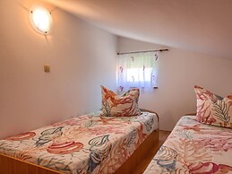 Grand Getaway for Family & Friends