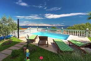 Adorable Apartment With Pool & Terrace With Sea View