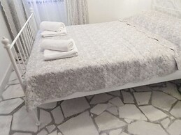 Countryside Getaway near River & Sea