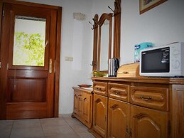 Countryside Getaway near River & Sea