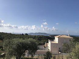 Luxurious Villa in Kamaria Peloponnese