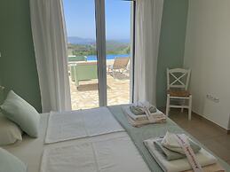 Luxurious Villa in Kamaria Peloponnese