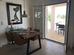 Luxurious Villa in Kamaria Peloponnese