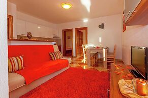 Apartment in Dramalj With Swimming Pool