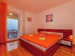 Apartment in Dramalj With Swimming Pool