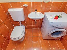 Apartment in Dramalj With Swimming Pool