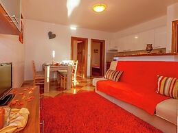 Apartment in Dramalj With Swimming Pool