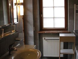 Villa With Swimming Pool in Bastia Mondovi