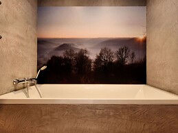 Luxury Villa With Swimming Pool and Sauna