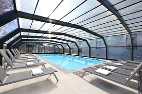 Luxury Villa With Swimming Pool and Sauna
