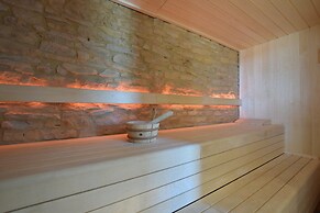 Luxury Villa With Swimming Pool and Sauna