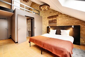 Luxury Villa With Swimming Pool and Sauna