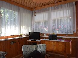 Restful Bungalow in Kühlungsborn near Beach