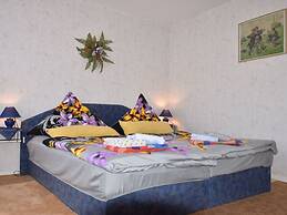 Restful Bungalow in Kühlungsborn near Beach