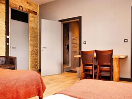 Fancy Holiday Home in Sainte C Cile With Pool