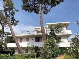 Homely Apartment in Rosolina near Sea