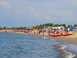 Homely Apartment in Rosolina near Sea