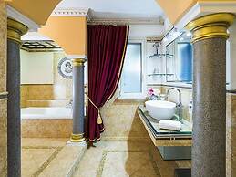 Exclusive Villa With Panoramic Swimming Pool and Hot Tub, Near the Sea