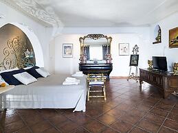 Exclusive Villa With Panoramic Swimming Pool and Hot Tub, Near the Sea