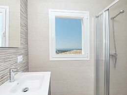 Belvilla by OYO Casa Chloe