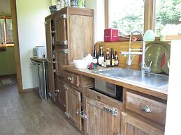 Cozy Holiday Home in Horebeke near Meadow