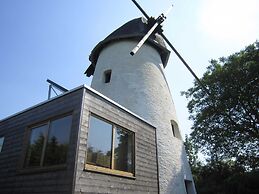 Cozy Holiday Home in Horebeke near Meadow