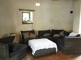 Cozy Holiday Home in Horebeke near Meadow