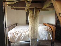 Cozy Holiday Home in Horebeke near Meadow