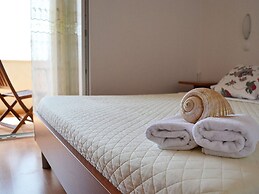 Sea View Apartment With a Shared Pool