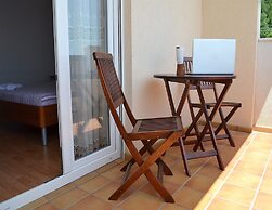 Sea View Apartment With a Shared Pool