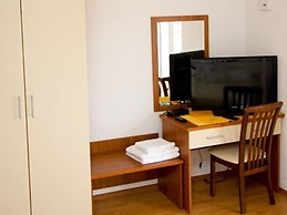 Sea View Apartment With a Shared Pool