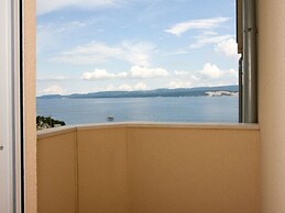 Sea View Apartment With a Shared Pool