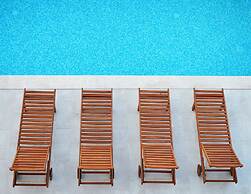 Sea View Apartment With a Shared Pool