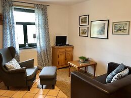 Idyllische Wohnung mit Pool in Mecklenburg