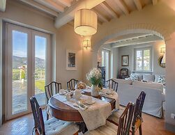 Belvilla by OYO Villa Chiara