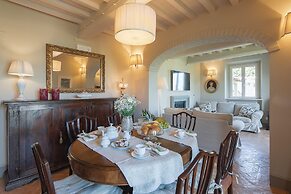 Belvilla by OYO Villa Chiara