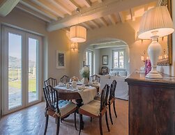 Belvilla by OYO Villa Chiara