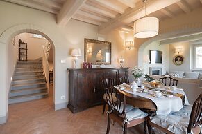 Belvilla by OYO Villa Chiara