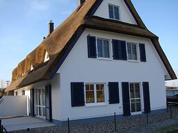 Detached Holiday Flat in Rerik With Sauna