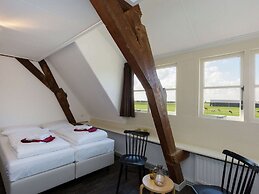 Scenic Holiday Home in Oostkapelle near Beach