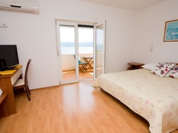 Apartment in Dalmatia Near the Sea