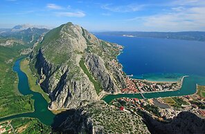 Apartment in Dalmatia Near the Sea