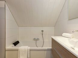 Luxury Apartment With sun Shower Oostkapelle